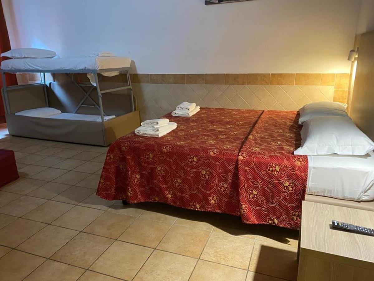 Hotel Alex Square Rome Exterior photo